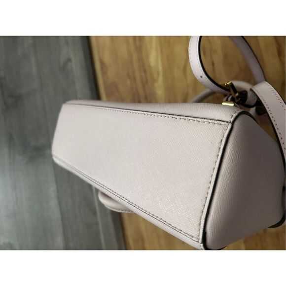 Michael Kors Saffiano Leather Kellen Studded Blossom Satchel Bag in Pink Purse - Picture 5 of 6